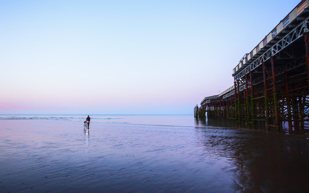 The Beachcomber, Low Tide At Hastings Pier